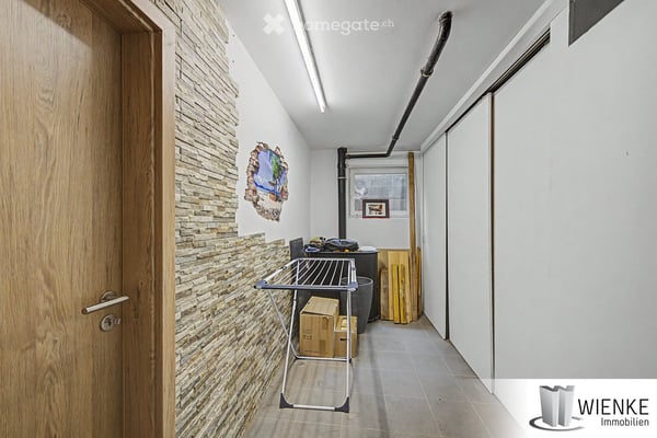 🏡Einmalige Lage! 5 Garagen, Aussicht und Weite, Traumobjekt, Hochwertig, Ruhe, Glasfaser vorhanden 68