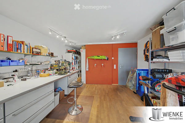 🏡Einmalige Lage! 5 Garagen, Aussicht und Weite, Traumobjekt, Hochwertig, Ruhe, Glasfaser vorhanden 72