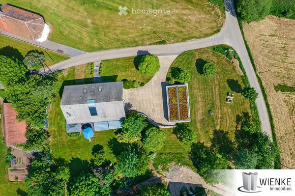 🏡Einmalige Lage! 5 Garagen, Aussicht und Weite, Traumobjekt, Hochwertig, Ruhe, Glasfaser vorhanden 83