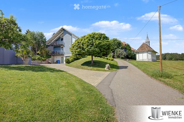 🏡Einmalige Lage! 5 Garagen, Aussicht und Weite, Traumobjekt, Hochwertig, Ruhe, Glasfaser vorhanden 86