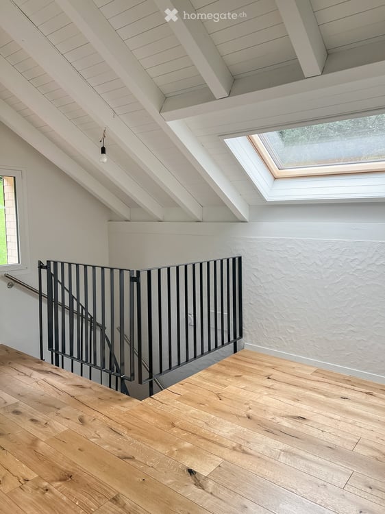 Charmanter, frisch renovierter 4.5-Zimmer-Hausteil mit Garten & Balkon – ab sofort verfügbar! 8