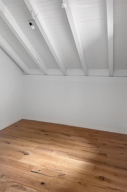Charmanter, frisch renovierter 4.5-Zimmer-Hausteil mit Garten & Balkon – ab sofort verfügbar! 7