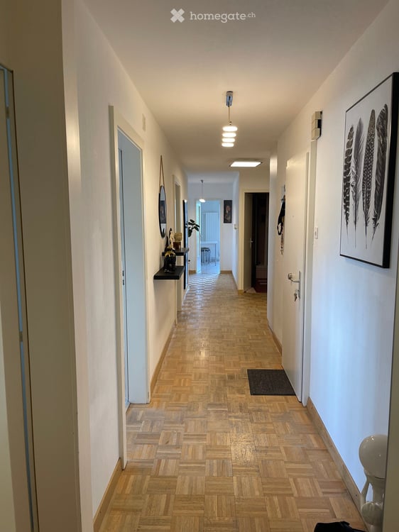 Appartement lumineux avec balcon et belle vue au 9ème étage – La Chaux-de-Fonds 3