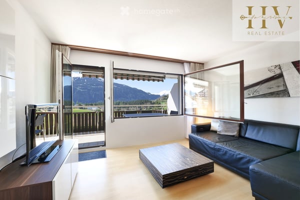 Sonnige 2.5-Zimmerwohnung in Laax mit unverbaubarer Bergsicht & XXL-Balkon 8