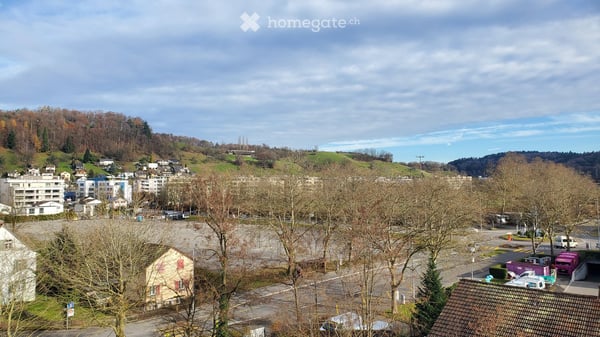 Charmante 3.5-Zimmer-Wohnung mit Balkon und herrlicher Aussicht in Wettingen 3