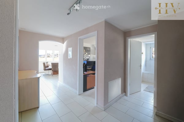 Sehr sonnige Familien-Wohnung mit gedecktem Balkon in Wildhaus 17