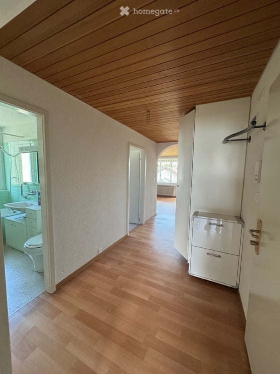 Helle 3-Zimmer-Wohnung mit Balkon und sehr schöner Aussicht in Bassersdorf 6