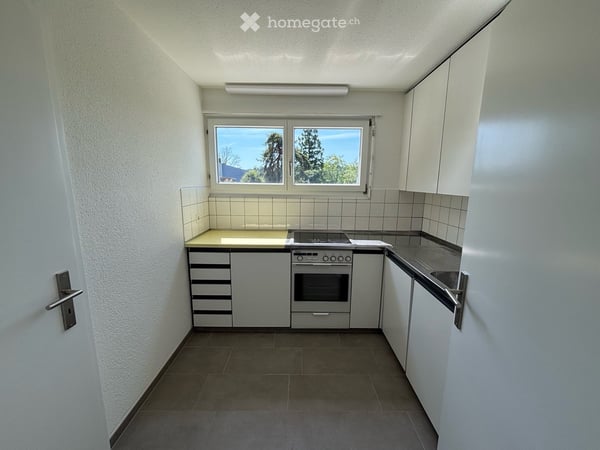 Traumhafte 3.5 Zimmer-Wohnung in freistehendem Zweifamilienhaus mit Aussicht und Garten in 8903 (ZH) 5