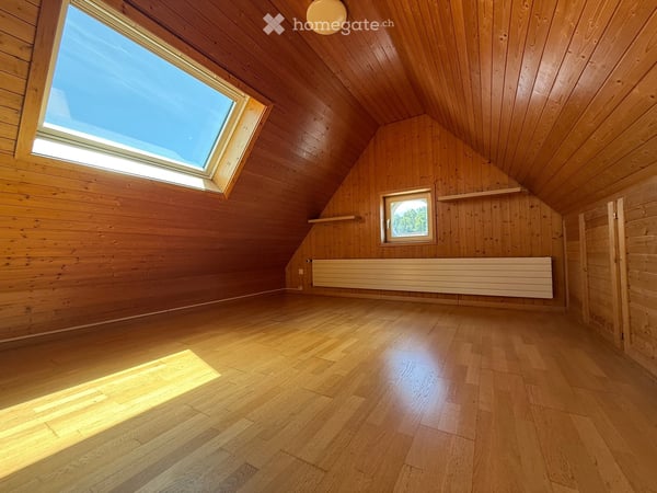 Helle 5.5-Zimmer-Wohnung im 2. OG in Niederglatt 9