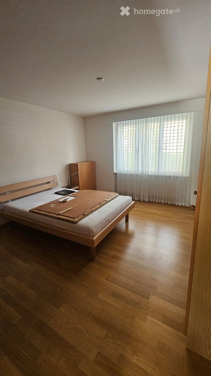 Charmante 2.5-Zimmer-Wohnung mit Balkon an ruhiger Lage in Zürich-Wiedikon 3