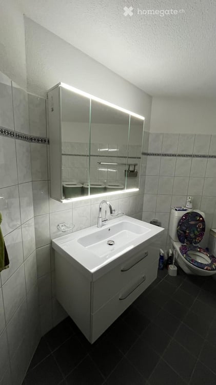 Nachmieter gesucht – Schöne 4.5-Zimmer-Wohnung in Riedern GL 19