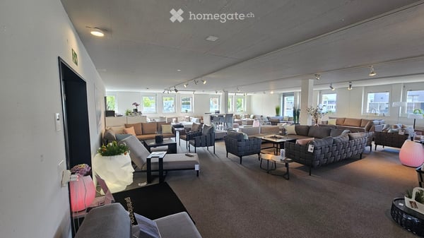 Moderne Bürofläche 496 m² zu kaufen inkl Lager 356m2 2