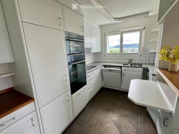 Helle 4-Zimmer-Wohnung mit Balkon und schöner Aussicht in Wil SG 5