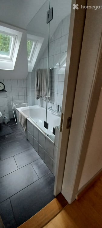 Charmante 3-Zimmer-Dachwohnung mit herrlicher Aussicht in Luzern 11
