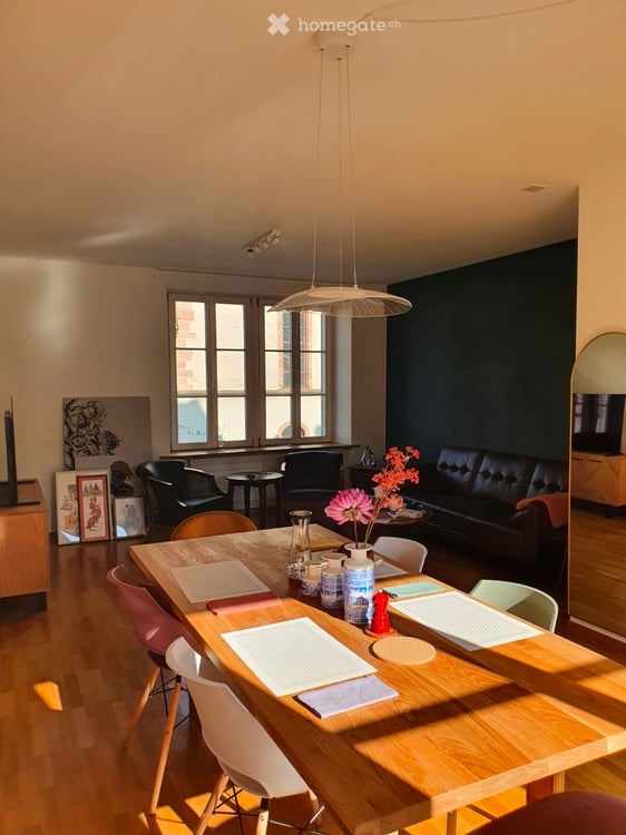 Stunning & Spacious 3.5-Room Apartment (90m²) in Basel Altstadt – Available August 1st! 2