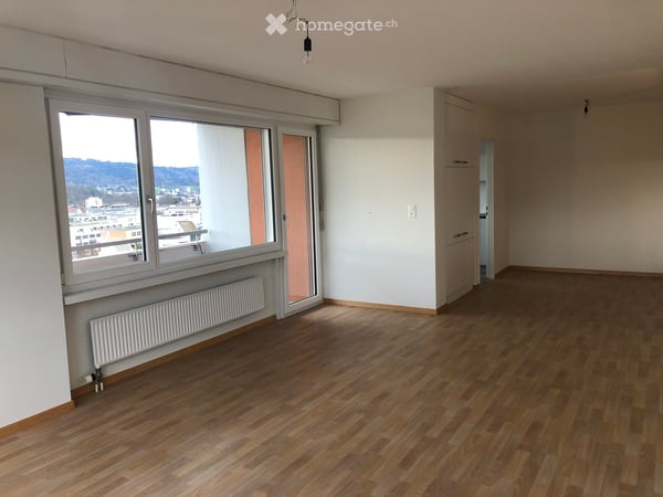 Tauschwohnung - Helle 2.5-Zimmer-Wohnung im 11. OG mit Balkon und toller Aussicht in Schlieren 5