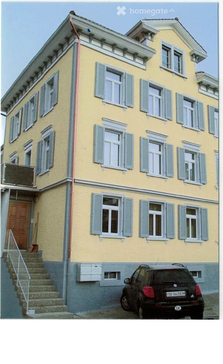 Charmante 2.5-Zimmer-Dachwohnung im Altbau – St. Gallen Stadtmitte 1