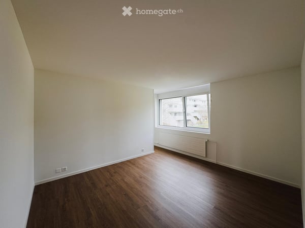 Flexibel wohnen auf 134 m², frisch sanierte 4.5-Zimmer-Wohnung mit möglichkeit für separater Wohnung 5