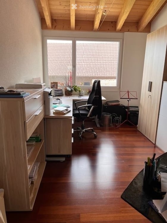 Charmante 4.5-Zimmer-Dachwohnung mit Kamin und Balkon in Kriessern 2