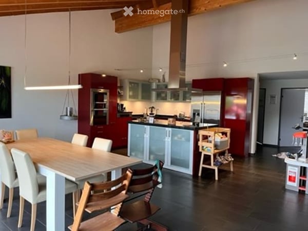 Charmante 4.5-Zimmer-Dachwohnung mit Kamin und Balkon in Kriessern 3