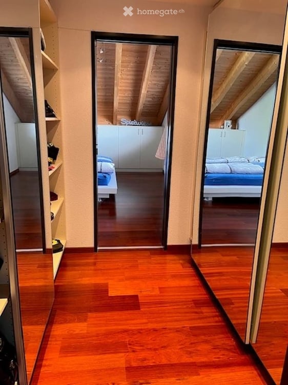 Charmante 4.5-Zimmer-Dachwohnung mit Kamin und Balkon in Kriessern 4