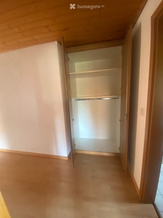 Charmante 5.5-Zimmer-Wohnung mit Holzcharme in Neukirch (Egnach) 6