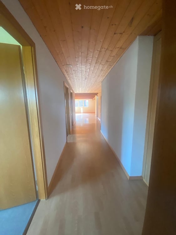 Charmante 5.5-Zimmer-Wohnung mit Holzcharme in Neukirch (Egnach) 5