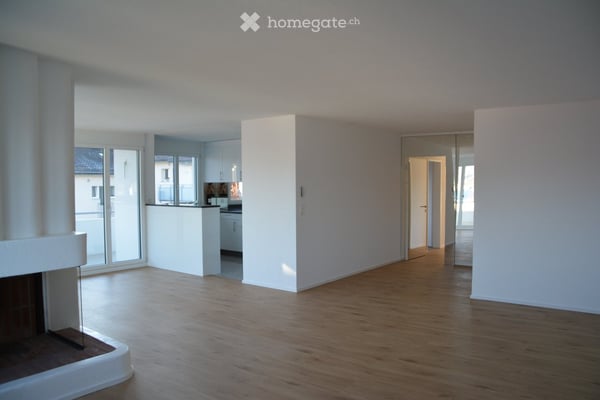 Helle und sehr schöne 5.5-Zimmerwohnung mit Seeblick 3
