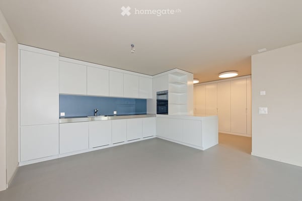 Nachmieter gesucht per 01.08.2026 für moderne 2.5 Zimmer Wohnung in bester Lage 2