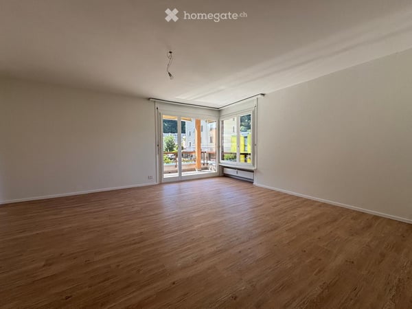 Luminoso appartamento di 4.5 locali con balcone e vista panoramica a Giubiasco 7