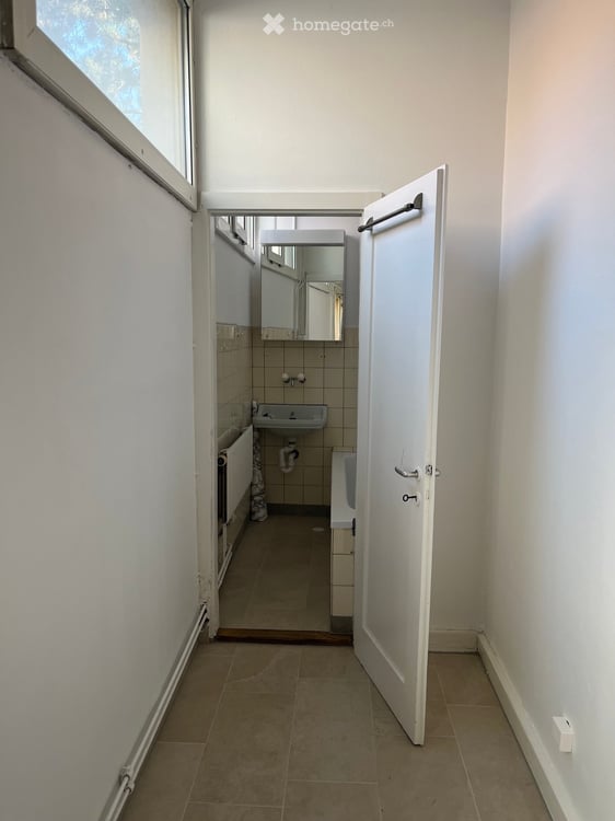 Charmante 3-Zimmer-Altbauwohnung im Erdgeschoss in Allschwil 8