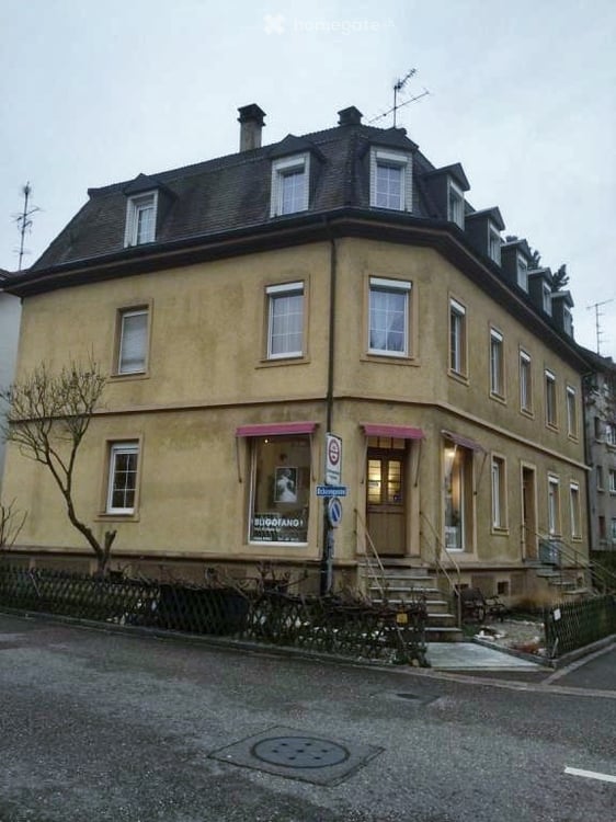 Charmante 3-Zimmer-Altbauwohnung im Erdgeschoss in Allschwil 1