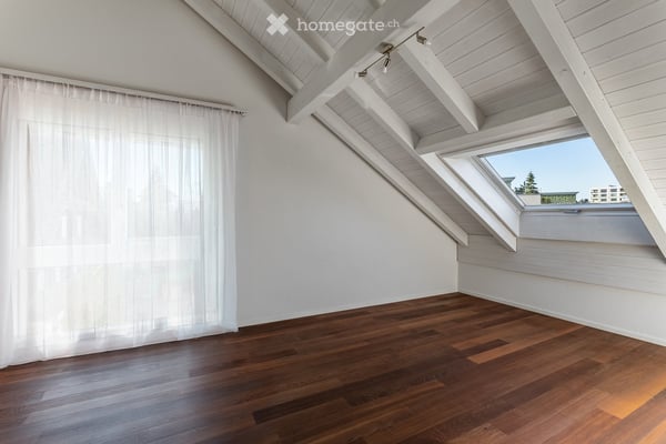 Aussergewöhnliche 7,5 Zimmer Attika- Maisonettewohnung in Cham 11