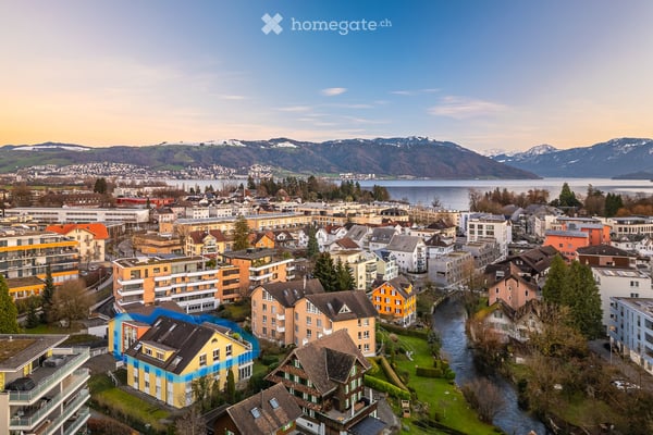 Aussergewöhnliche 7,5 Zimmer Attika- Maisonettewohnung in Cham 2