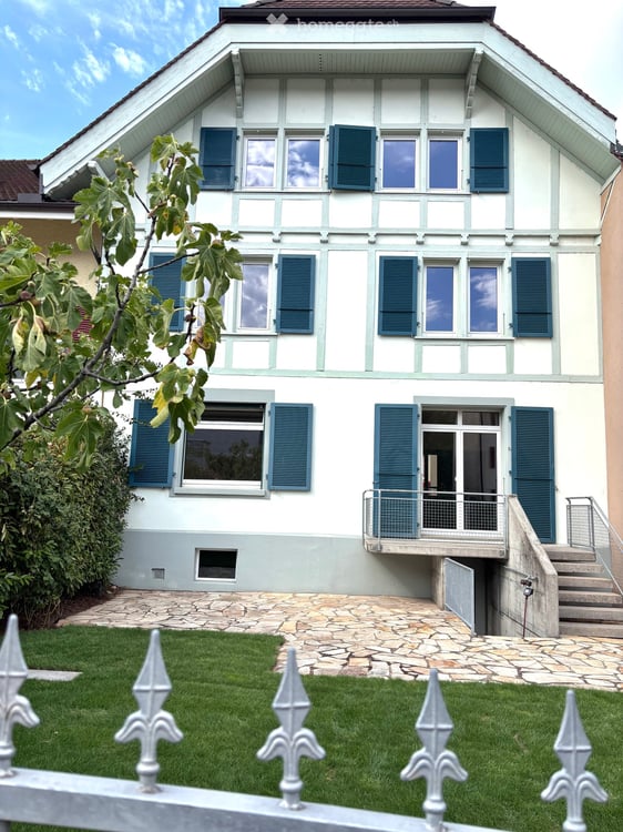 Einfamilienhaus / Mehrgenerationenhaus mit Geschichte und Charakter in Pratteln – ab September 2026 4