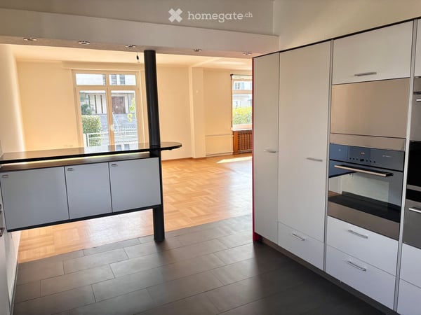 Einfamilienhaus / Mehrgenerationenhaus mit Geschichte und Charakter in Pratteln – ab September 2026 11