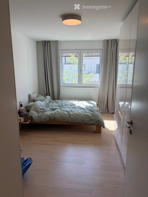 2.5-Zimmer-Wohnung mit Balkon im lebendigen Zürich 8004 8
