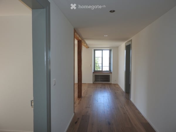 Exklusive 3.5- Zimmerwohnung mit Seesicht 2