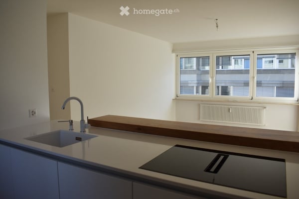 Helle 2-Zimmer-Wohnung im 4. OG mit Lift – Basel, Bärenfelserstrasse, Nähe Rheinufer 2