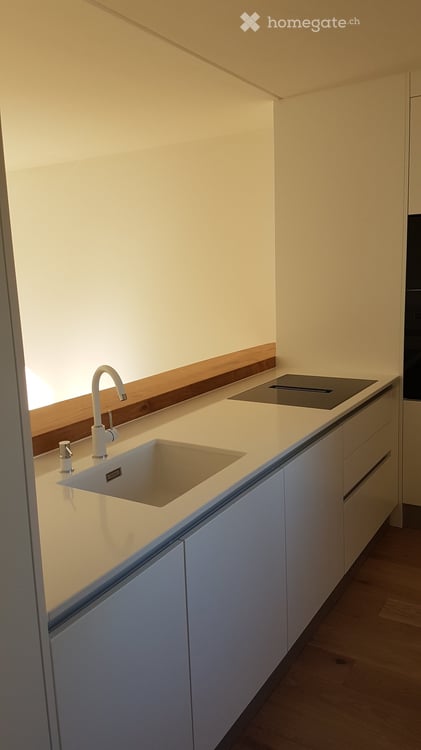 Helle 2-Zimmer-Wohnung im 4. OG mit Lift – Basel, Bärenfelserstrasse, Nähe Rheinufer 3