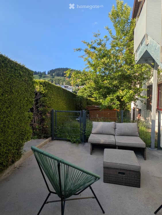 Möblierte 2.5-Zimmer-Maisonette mit Gartensitzplatz (befristet) 2