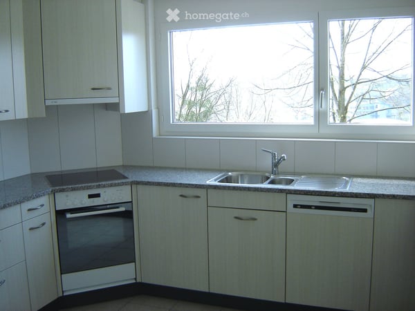 Sonnige 3.5 Zimmerwohnung im Hochparterre 3