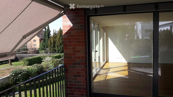 Moderne und helle 4.5 Zimmer Wohnung mit guter öV Anbindung (unmöbliert) 4