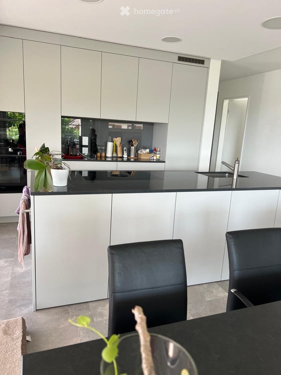 An traumhafter Lage mit Ausblick - 4.5-Zimmer-Terrassenwohnung in Schenkon 3