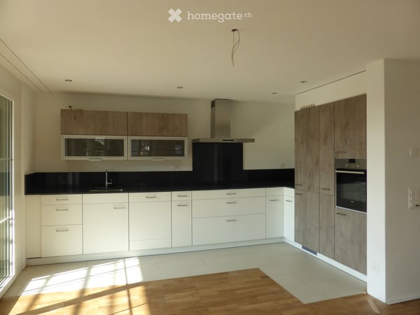 So schön kann wohnen sein, 124m² grosse 3,5 Zi- Wohnung zur Vermietung 2