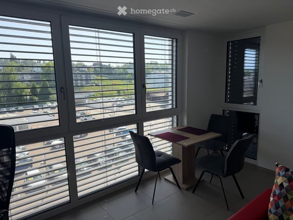 Helle, moderne 2.5-Zimmer-Terrassenwohnung im 4. OG mit guter ÖV-Anbindung (ab 1. September 2026) 7