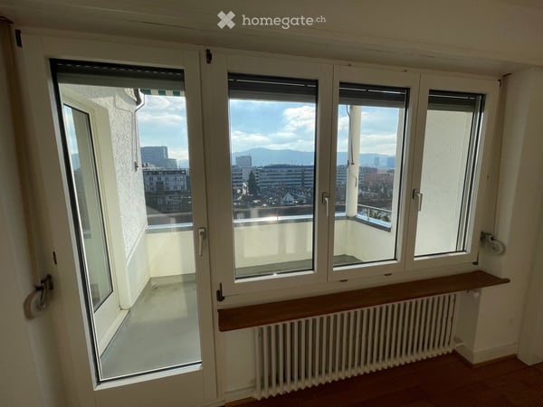 4.5-Zimmer-Wohnung mit 2 Balkonen, Panoramablick und idealer Lage an der Limmat 2