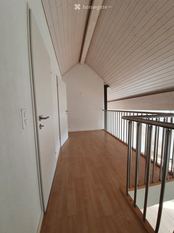 Exklusive 5.5-Zimmer-Maisonettewohnung mit Cheminée und grossem Balkon – Wohnen mit viel Raum 10
