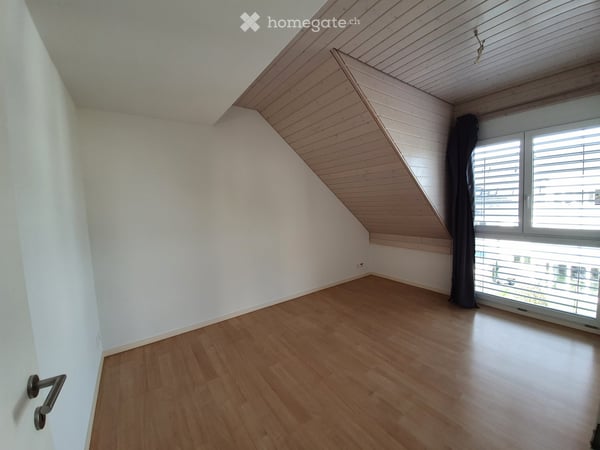 Exklusive 5.5-Zimmer-Maisonettewohnung mit Cheminée und grossem Balkon – Wohnen mit viel Raum 7