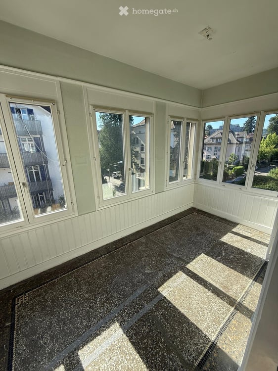 Jugendstilvilla / Charmante 4.5-Zimmer-Wohnung im beliebten Quartier Inneres Lind 11